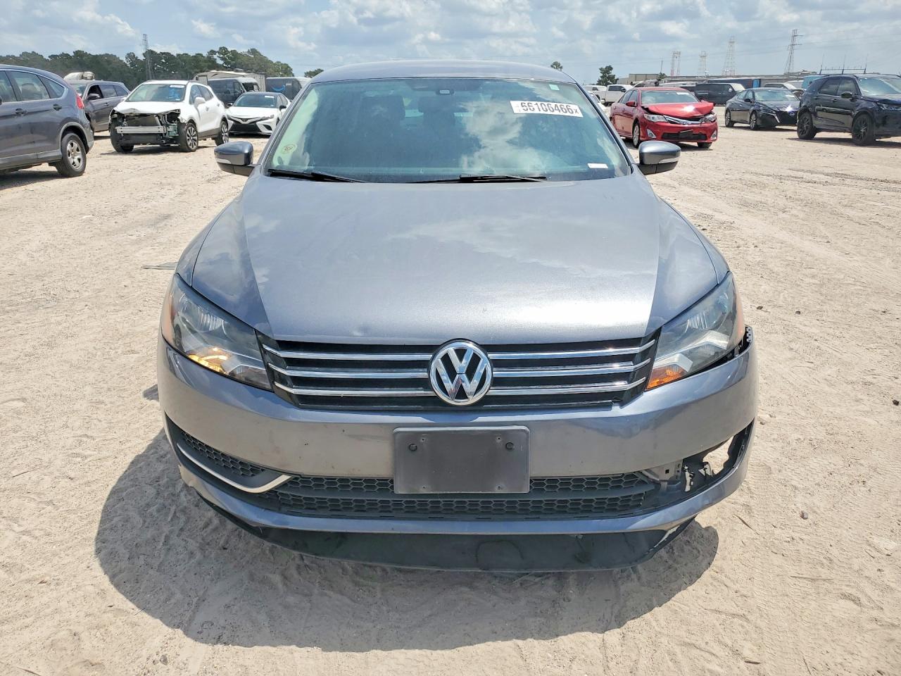 1VWBH7A3XDC084610 · 2013 VOLKSWAGEN PASSAT · 5/12