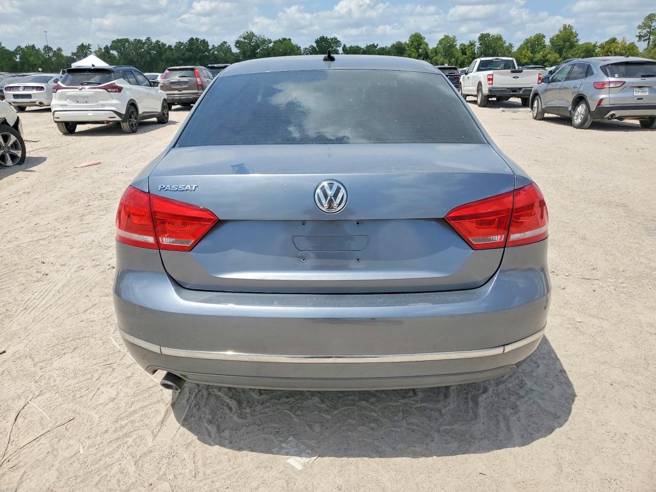 1VWBH7A3XDC084610 · 2013 VOLKSWAGEN PASSAT · 6/12