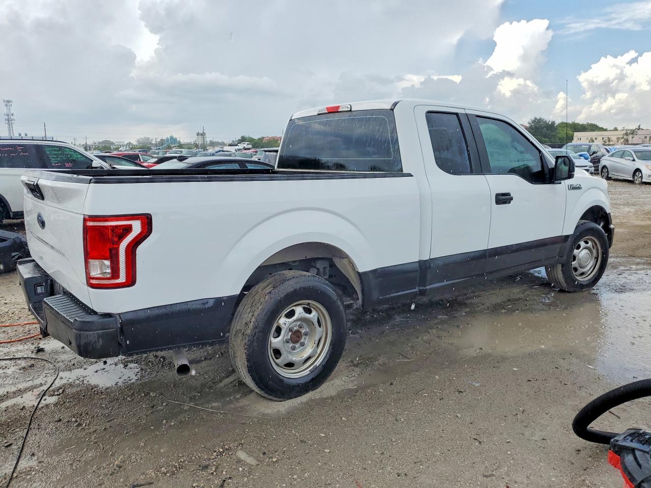 1FTEX1C84HFA21516 · 2017 FORD F150 · 3/12