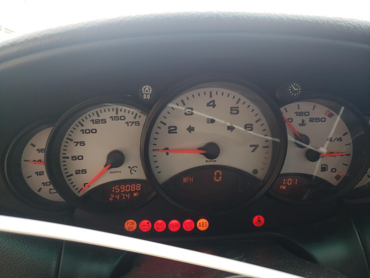 WP0AA2993YS622073 · 2000 PORSCHE 911 · 9/13