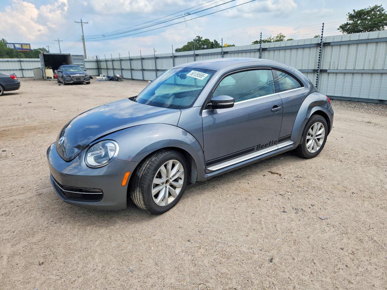 2013 VOLKSWAGEN BEETLE