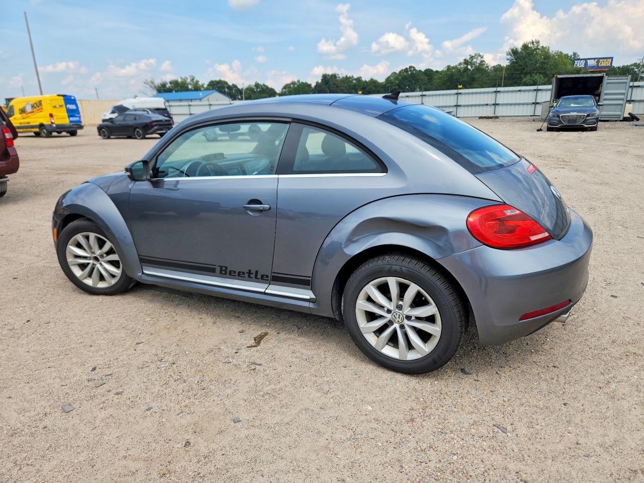 3VWJL7AT3DM669330 · 2013 VOLKSWAGEN BEETLE · 2/12