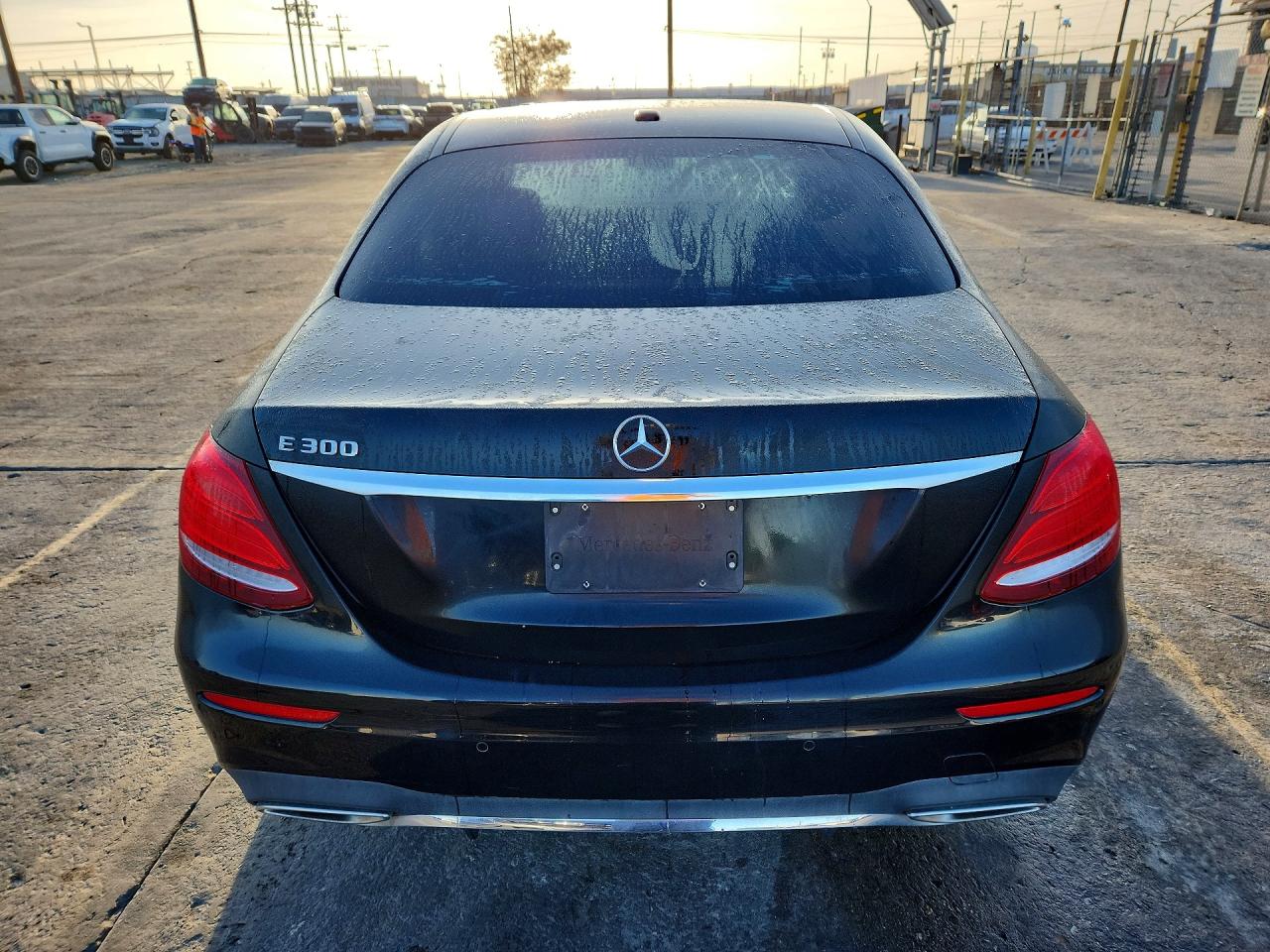 WDDZF4JBXHA193881 · 2017 MERCEDES-BENZ E · 6/12