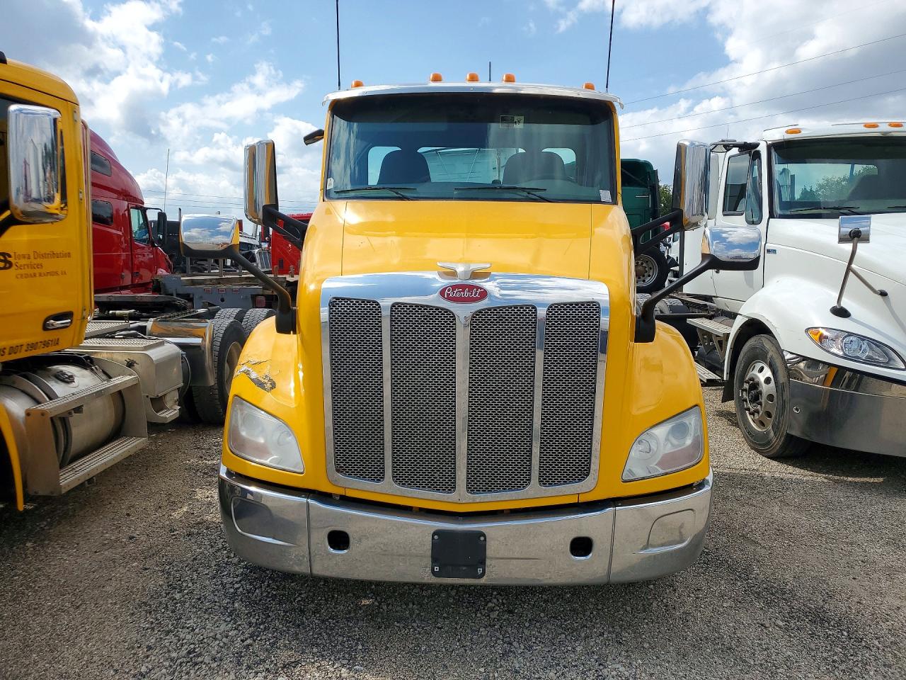 1XPBDP9X6KD610033 · 2019 PETERBILT 579 · 5/13