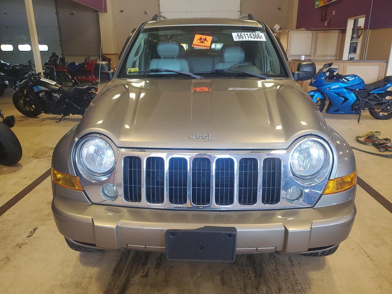 1J4GL58K25W703476 · 2005 JEEP LIBERTY · 5/13