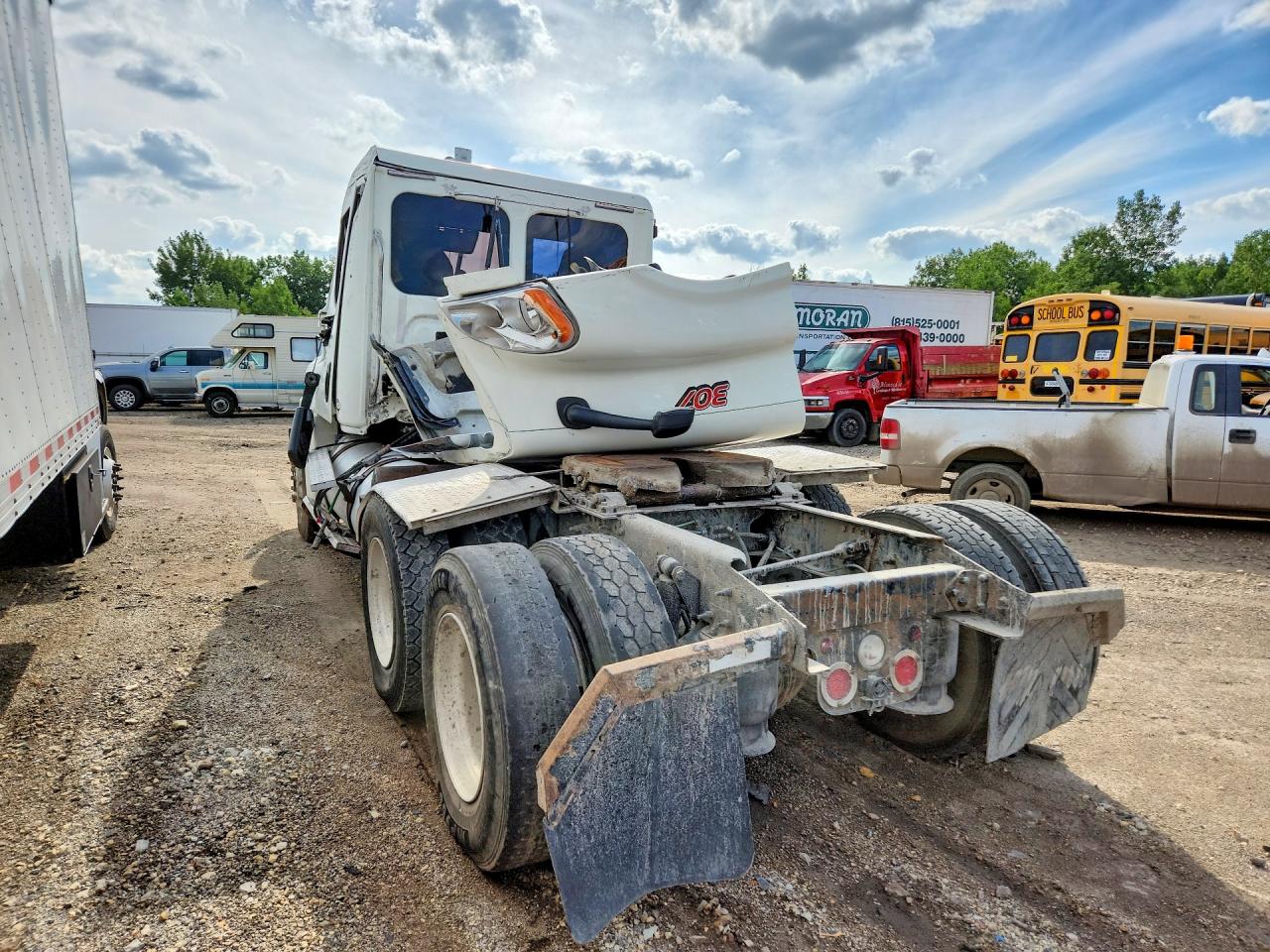3AKJGEDV2ESFT5114 · 2014 FREIGHTLINER CASCADIA 125 · 2/12
