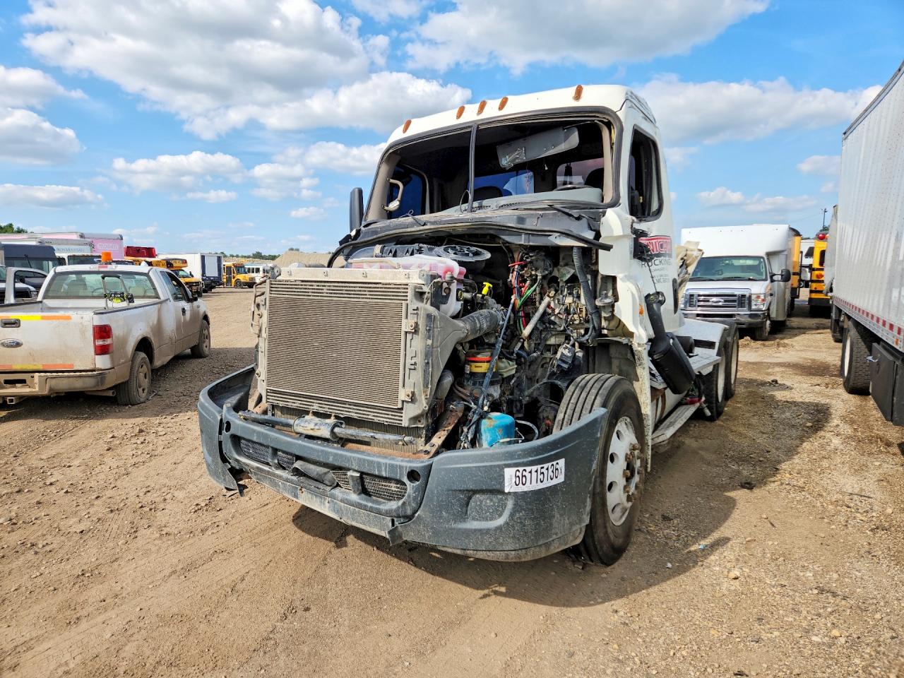 2014 FREIGHTLINER CASCADIA 125