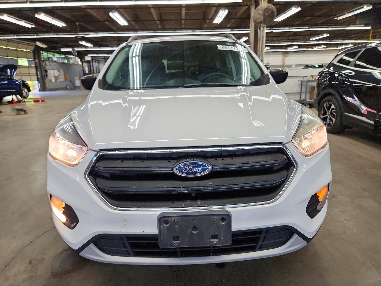 1FMCU9GD3JUD34740 · 2018 FORD ESCAPE · 5/13