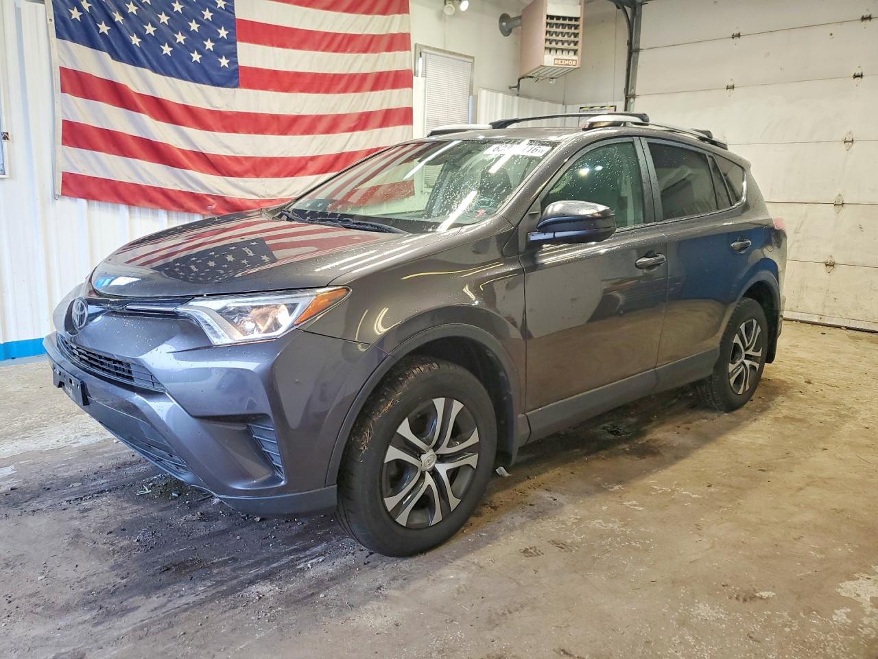 JTMZFREV6HJ706099 · 2017 TOYOTA RAV4