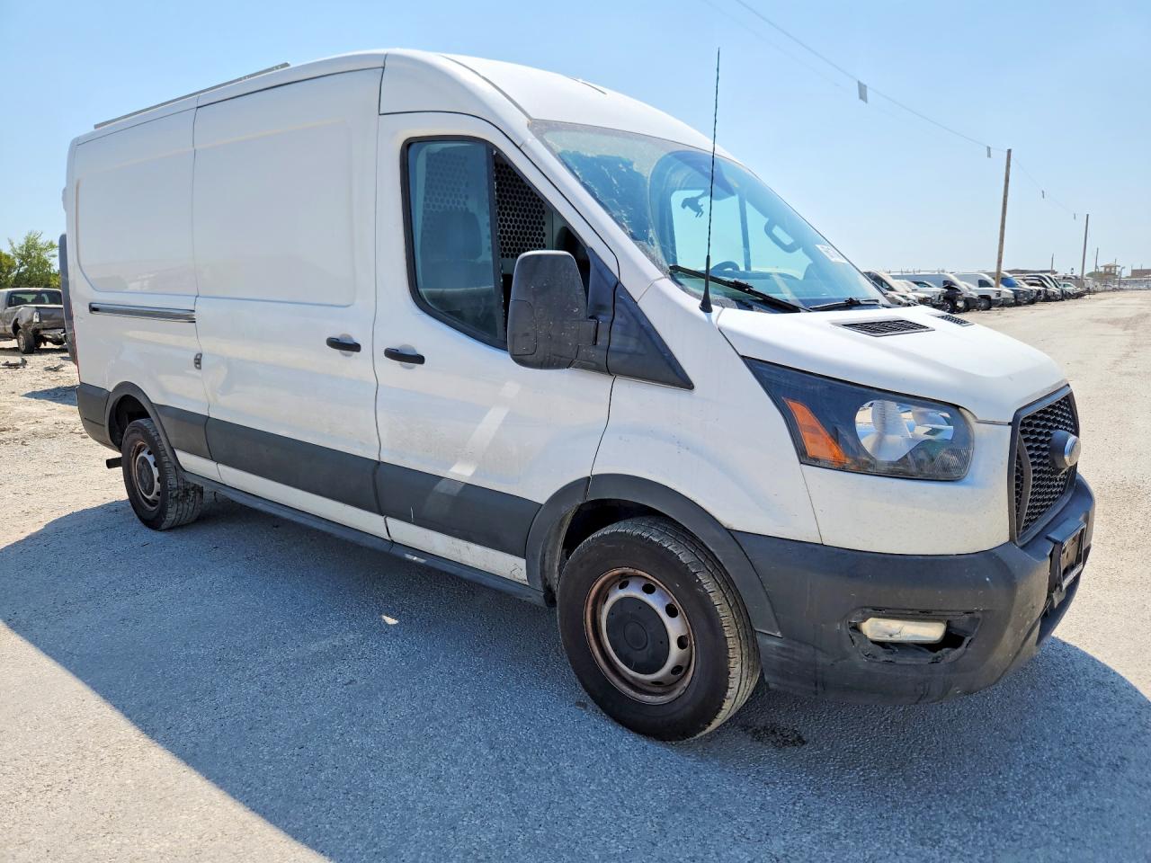 1FTBR1CG0NKA40636 · 2022 FORD TRANSIT · 4/13