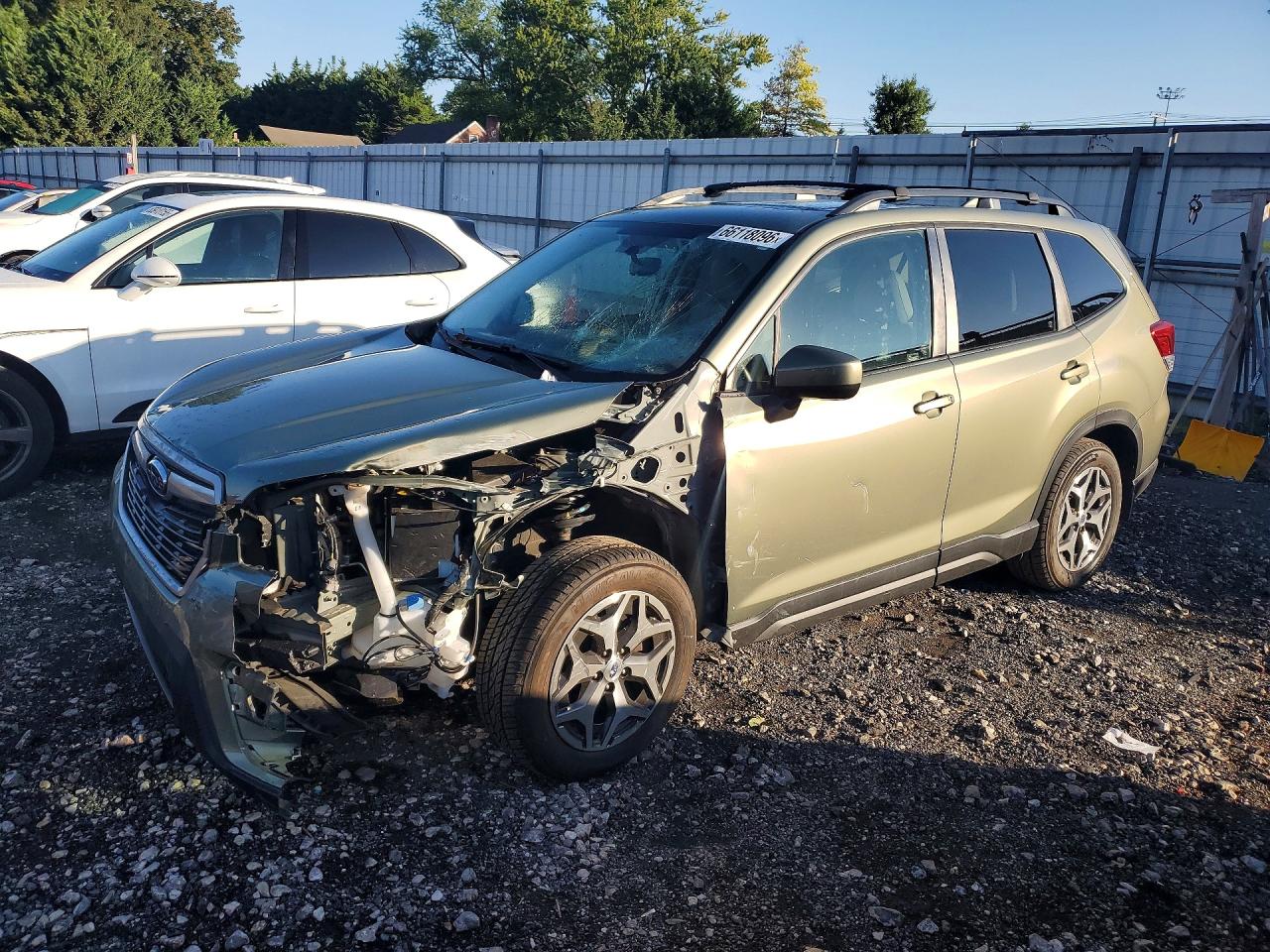 JF2SKAGC0KH531102 · 2019 SUBARU FORESTER
