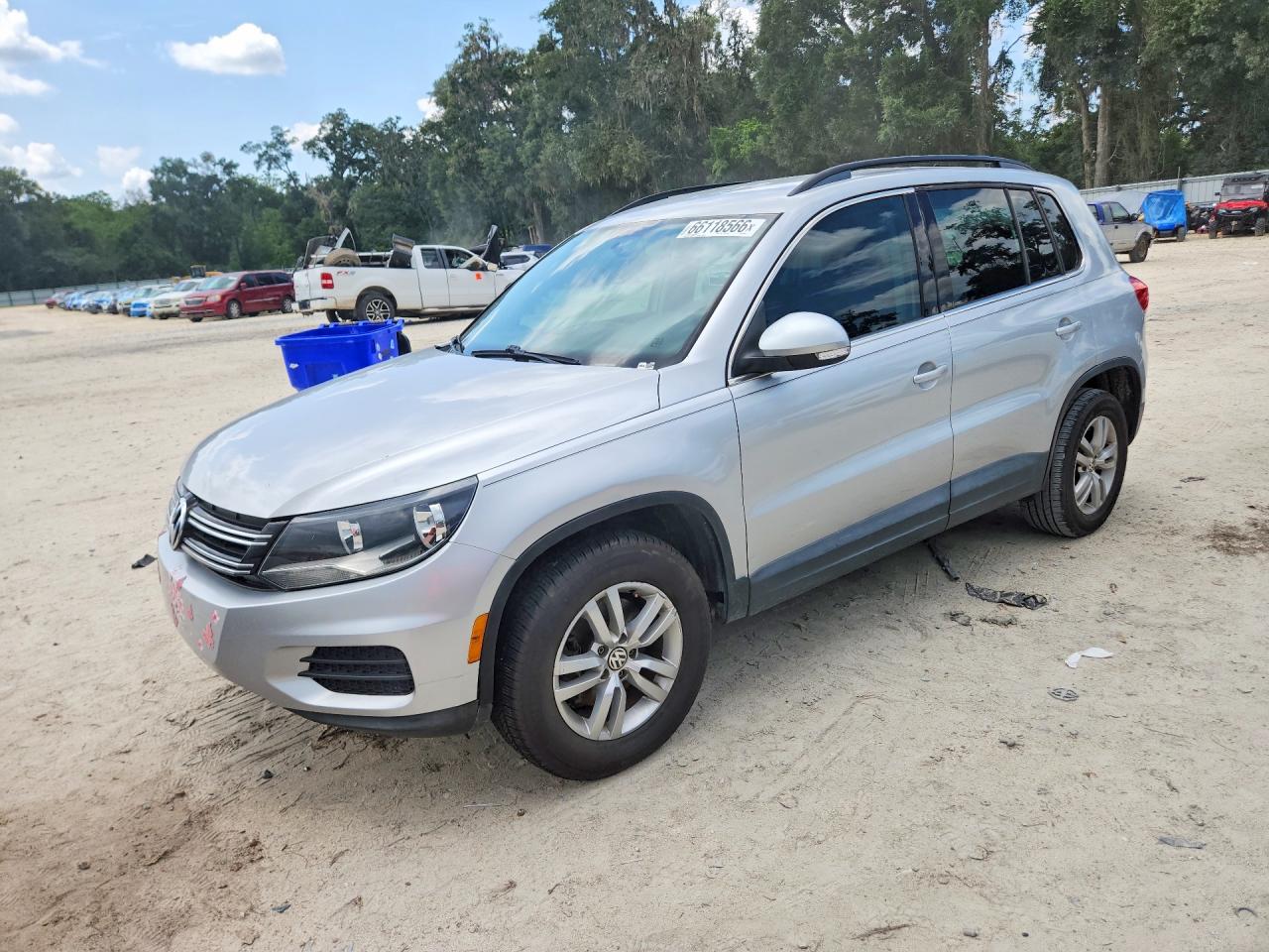 WVGAV7AX9FW500847 · 2015 VOLKSWAGEN TIGUAN