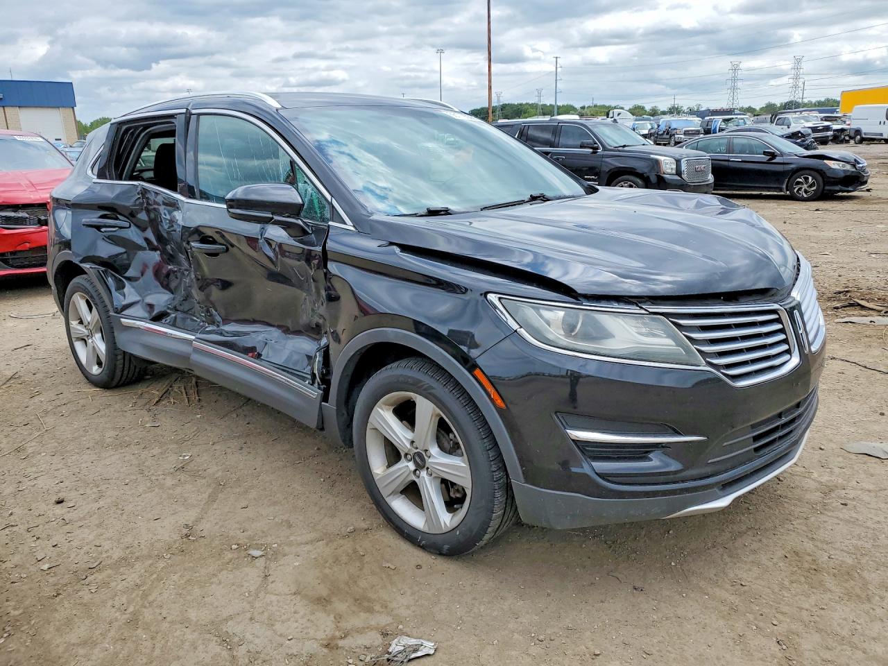 5LMCJ1A94FUJ24201 · 2015 LINCOLN MKC · 4/13