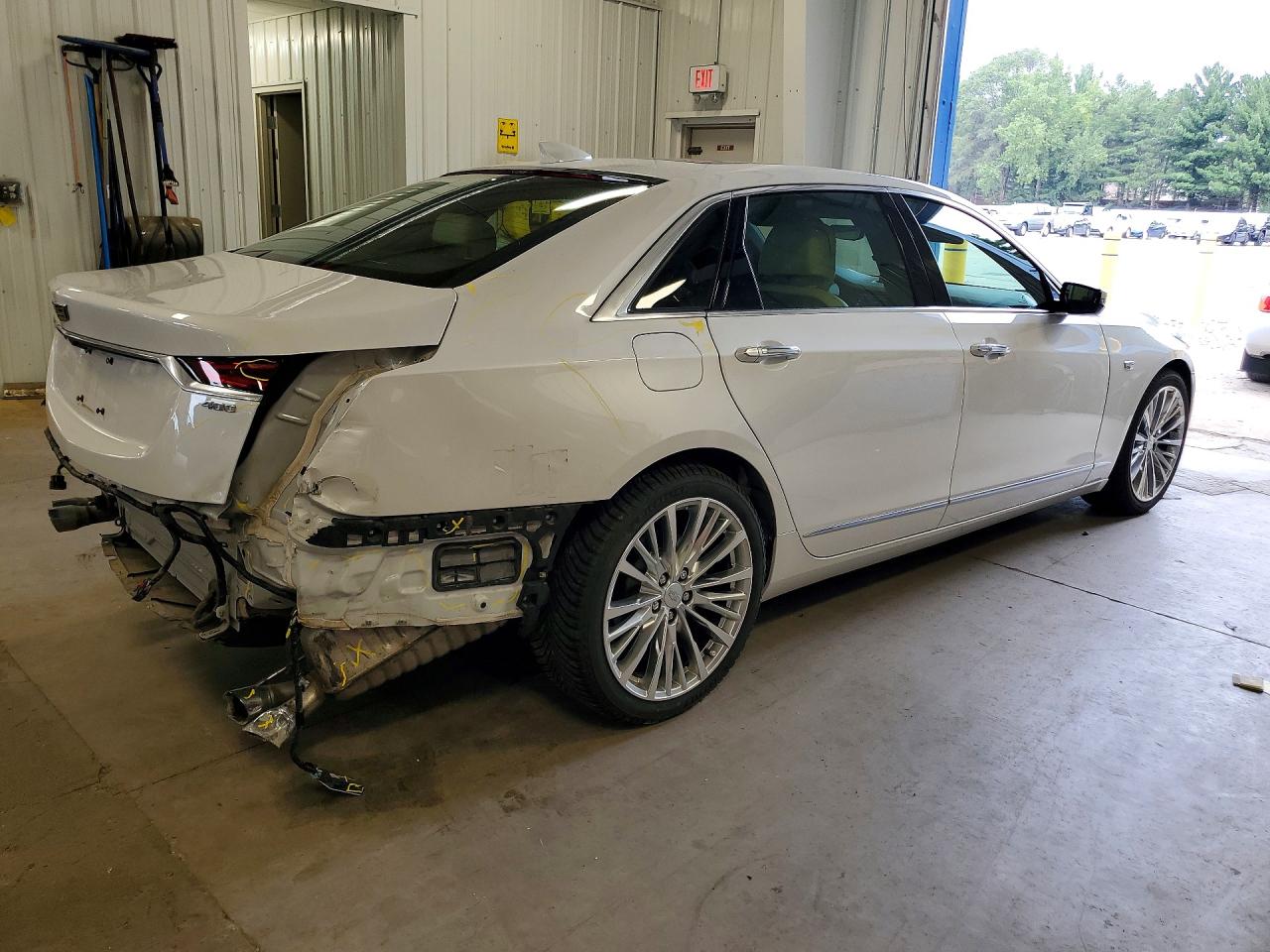1G6KE5RS0LU110106 · 2020 CADILLAC CT6 · 3/13