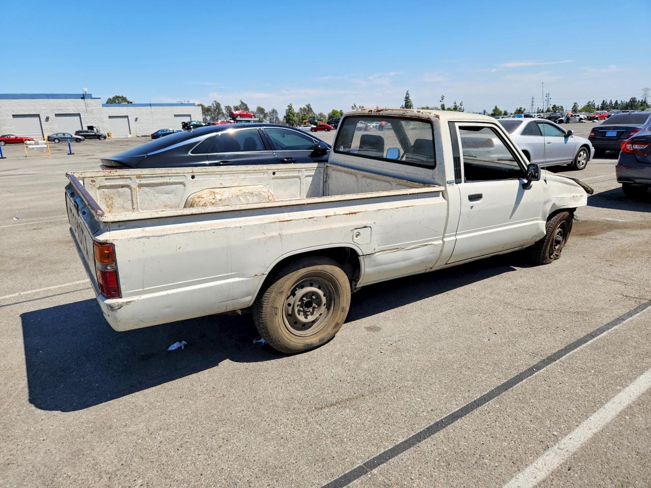 JT4RN55A7J0269900 · 1988 TOYOTA PICKUP · 3/12