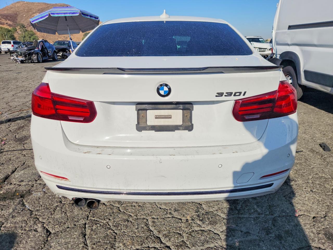 WBA8B9G57JNU98184 · 2018 BMW 330 · 6/12