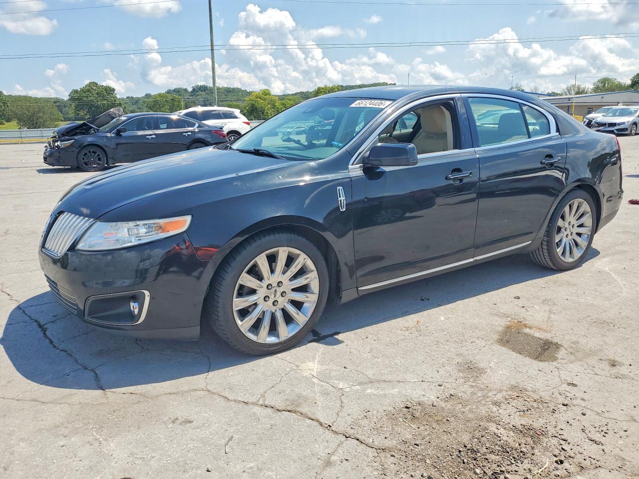2010 LINCOLN MKS