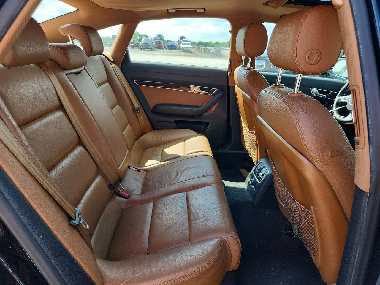 WAUFGAFB9BN061306 · 2011 AUDI A6 · 10/12