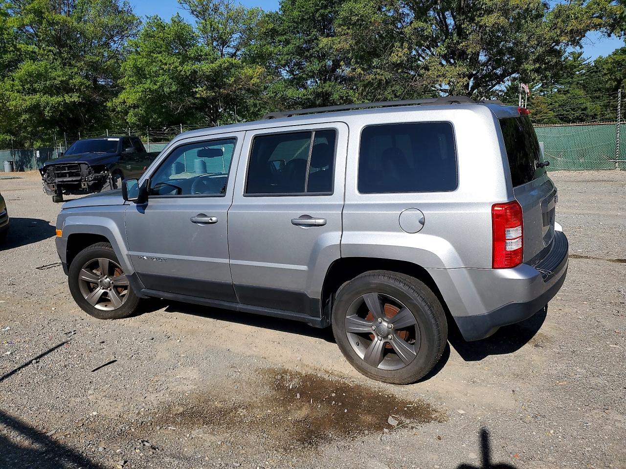 1C4NJPFA0FD318567 · 2015 JEEP PATRIOT · 2/12
