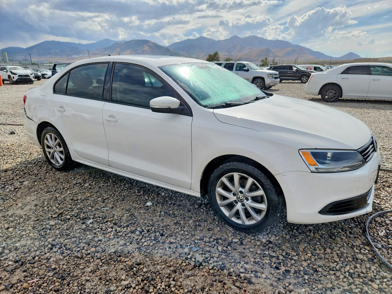 3VWDX7AJ9CM386137 · 2012 VOLKSWAGEN JETTA · 4/12