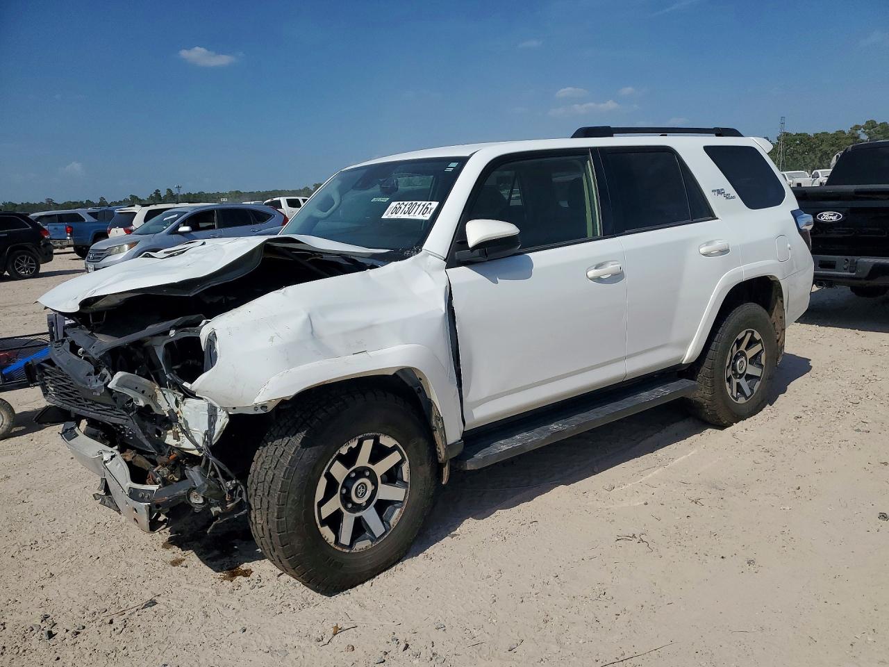 JTEPU5JR6R6252242 · 2024 TOYOTA 4RUNNER
