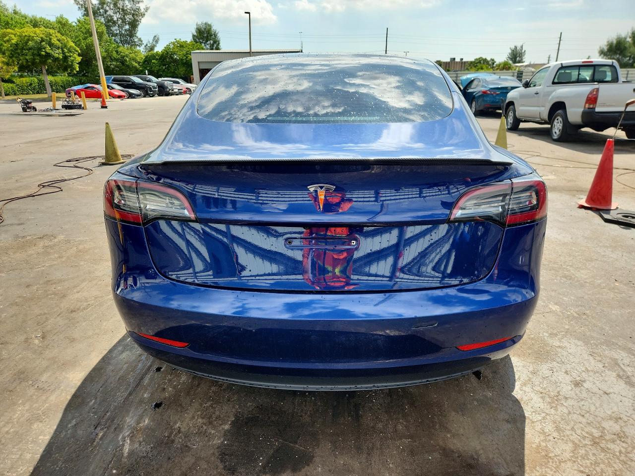 5YJ3E1EA5NF287379 · 2022 TESLA MODEL 3 · 6/12