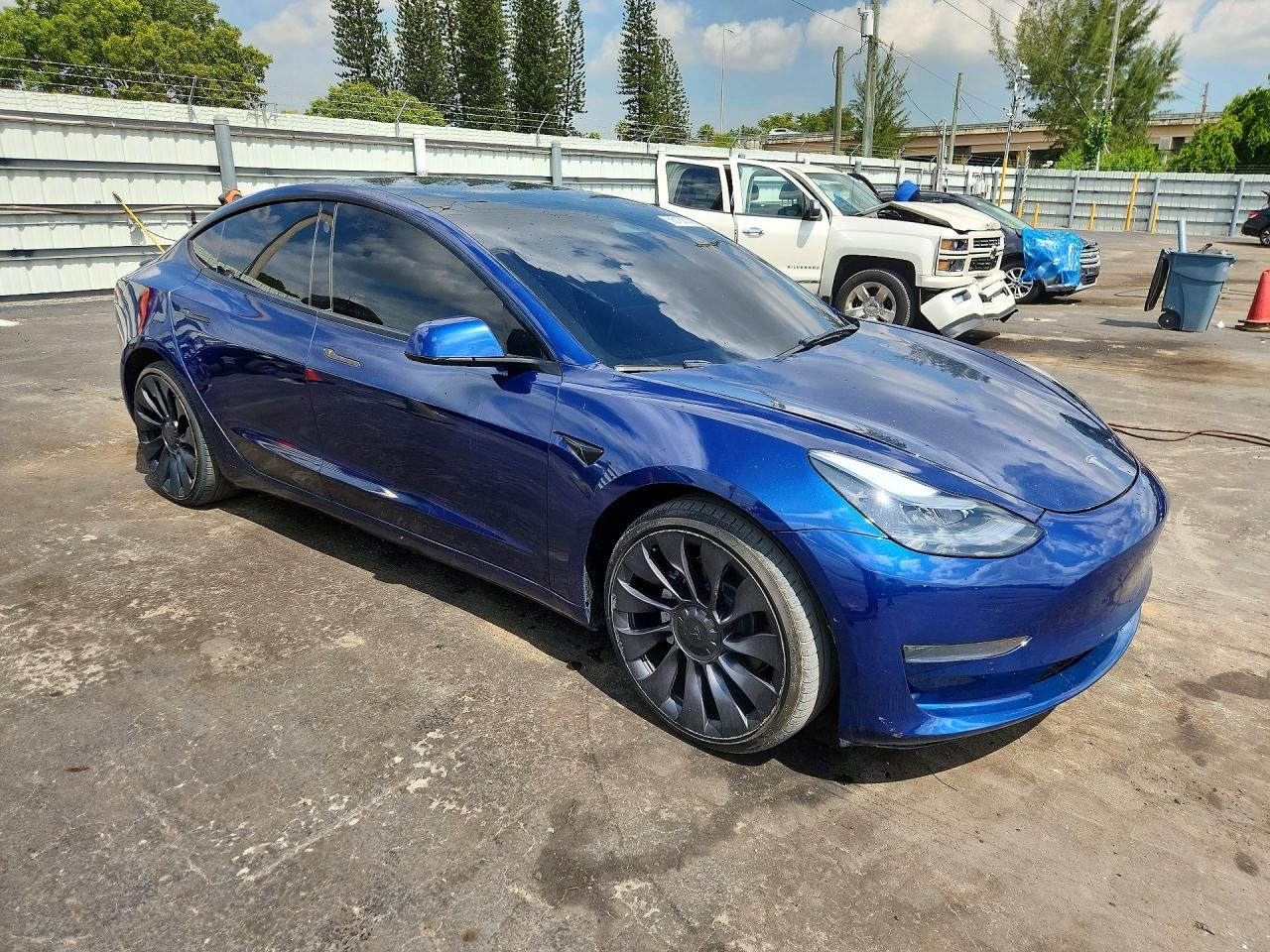 5YJ3E1EA5NF287379 · 2022 TESLA MODEL 3 · 4/12