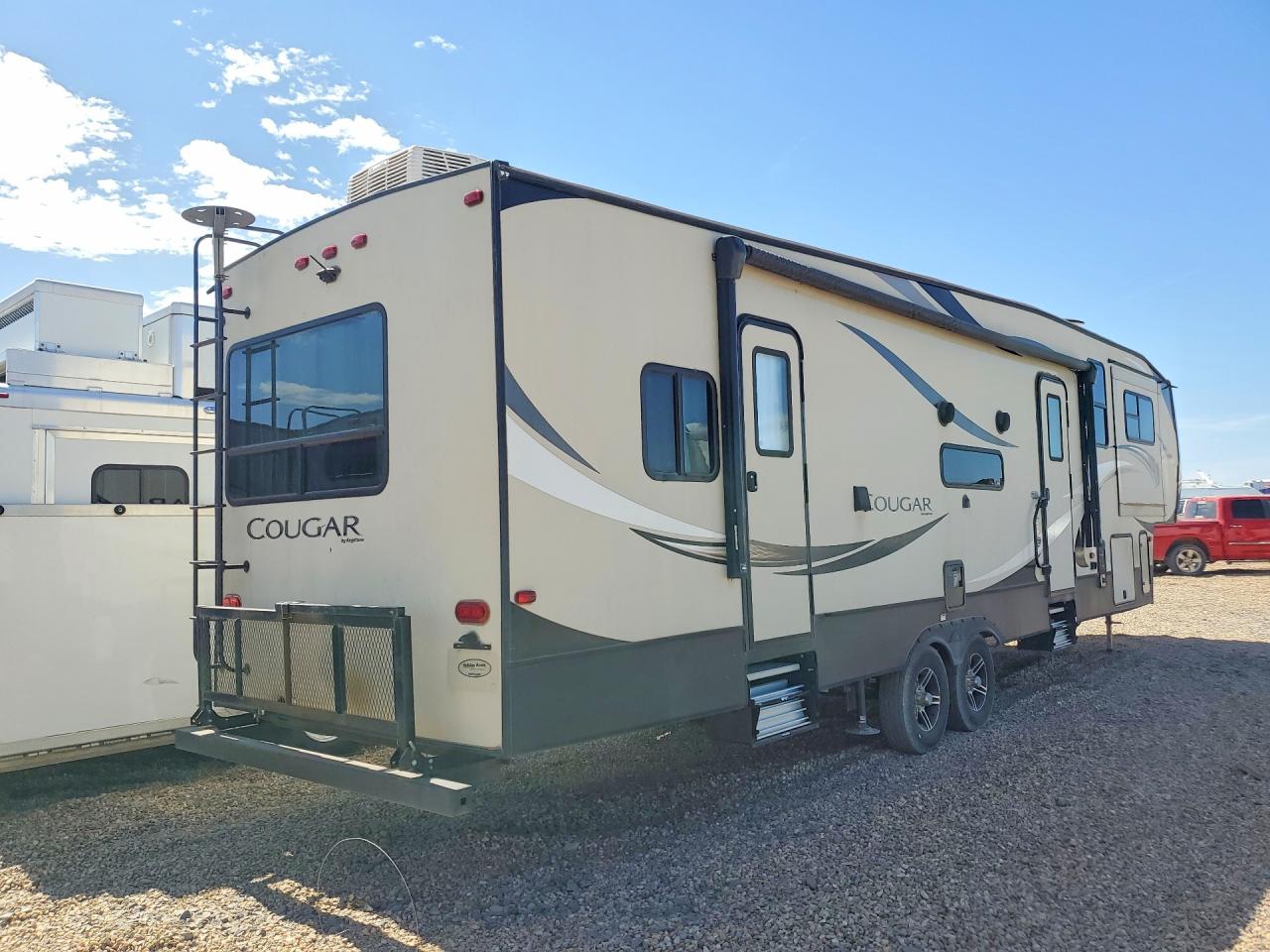 4YDF36729J2510474 · 2018 KEYSTONE COUGAR · 3/11