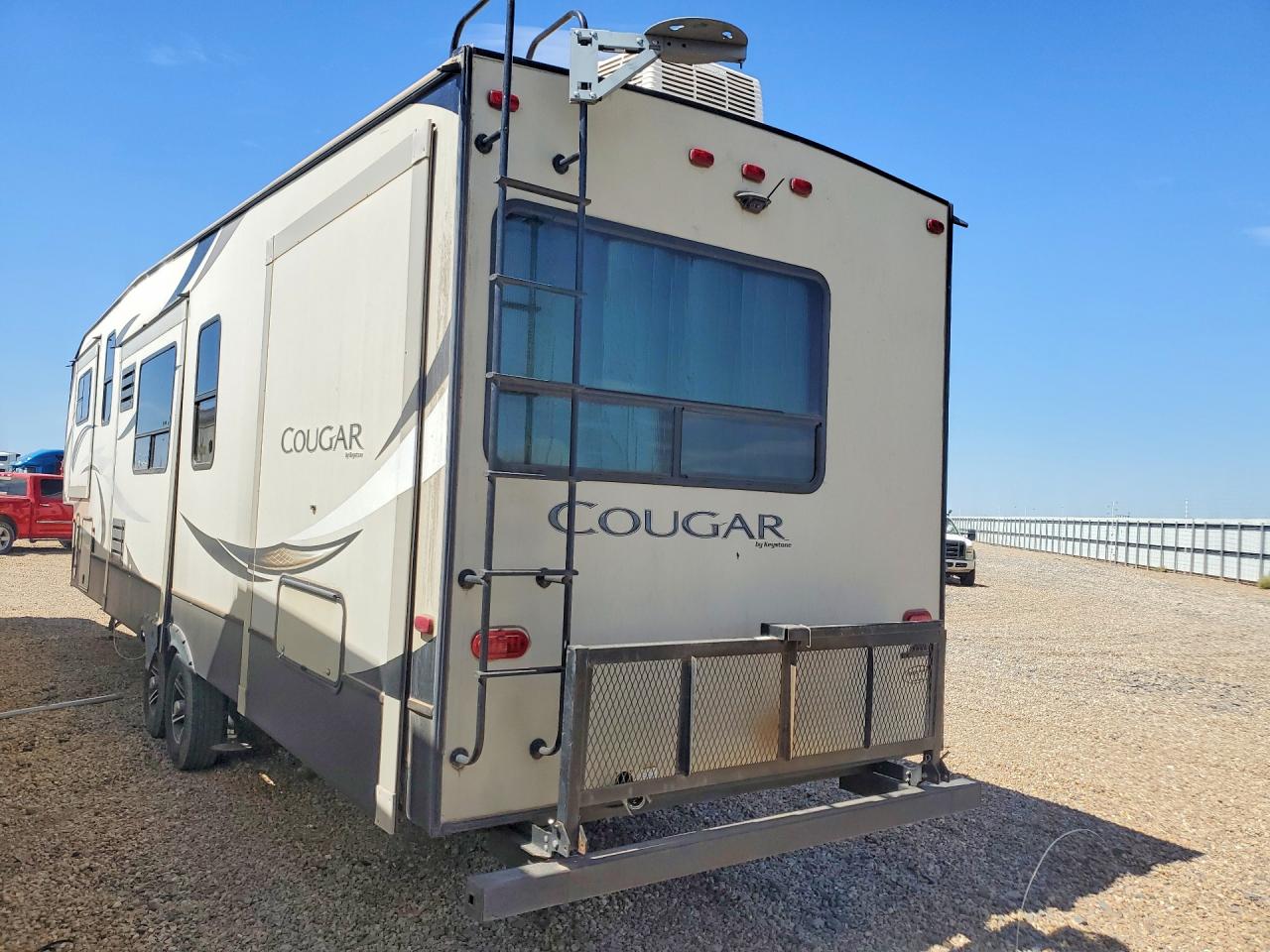 4YDF36729J2510474 · 2018 KEYSTONE COUGAR · 2/11