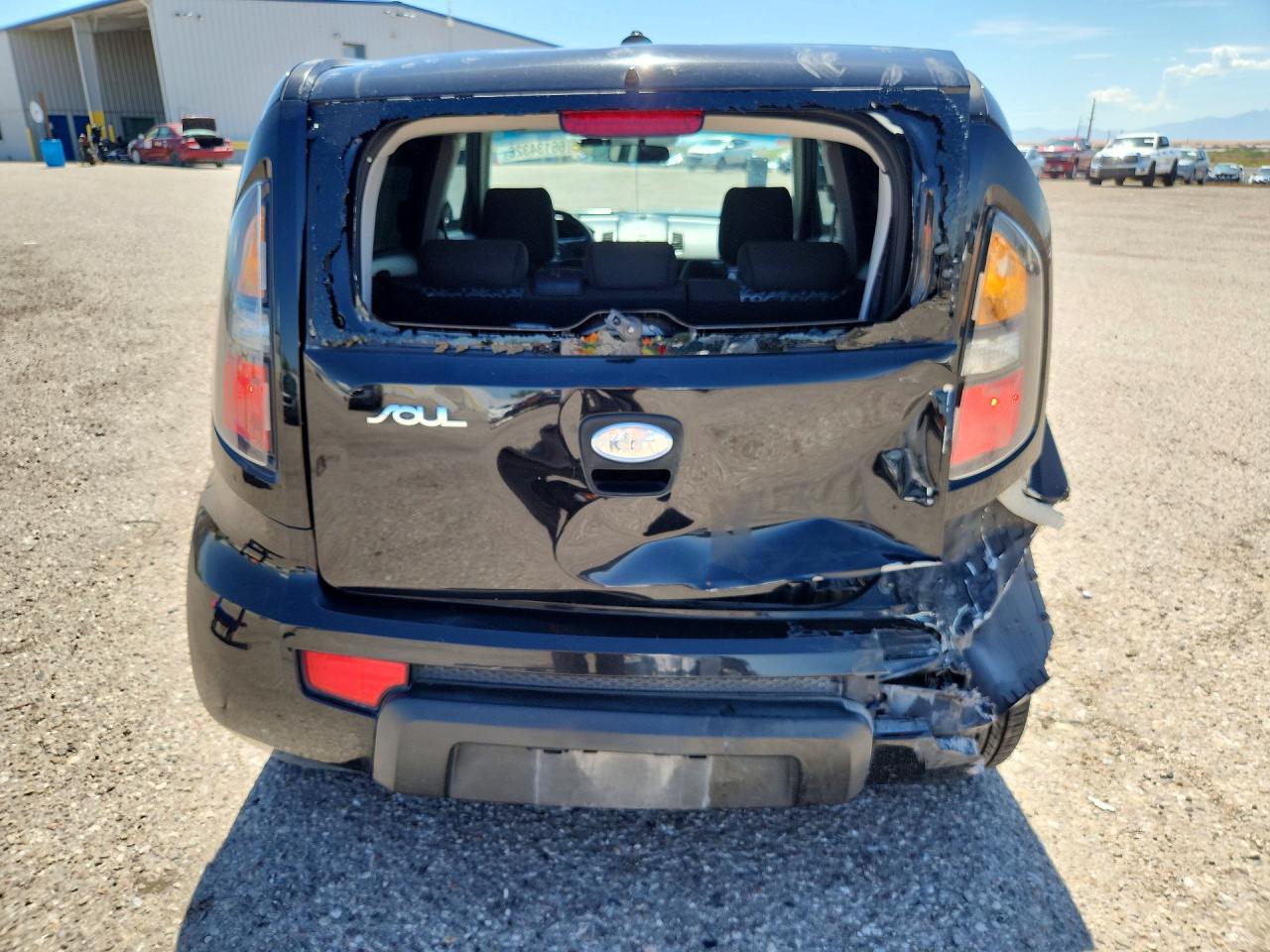 KNDJT2A27A7033092 · 2010 KIA SOUL · 6/12