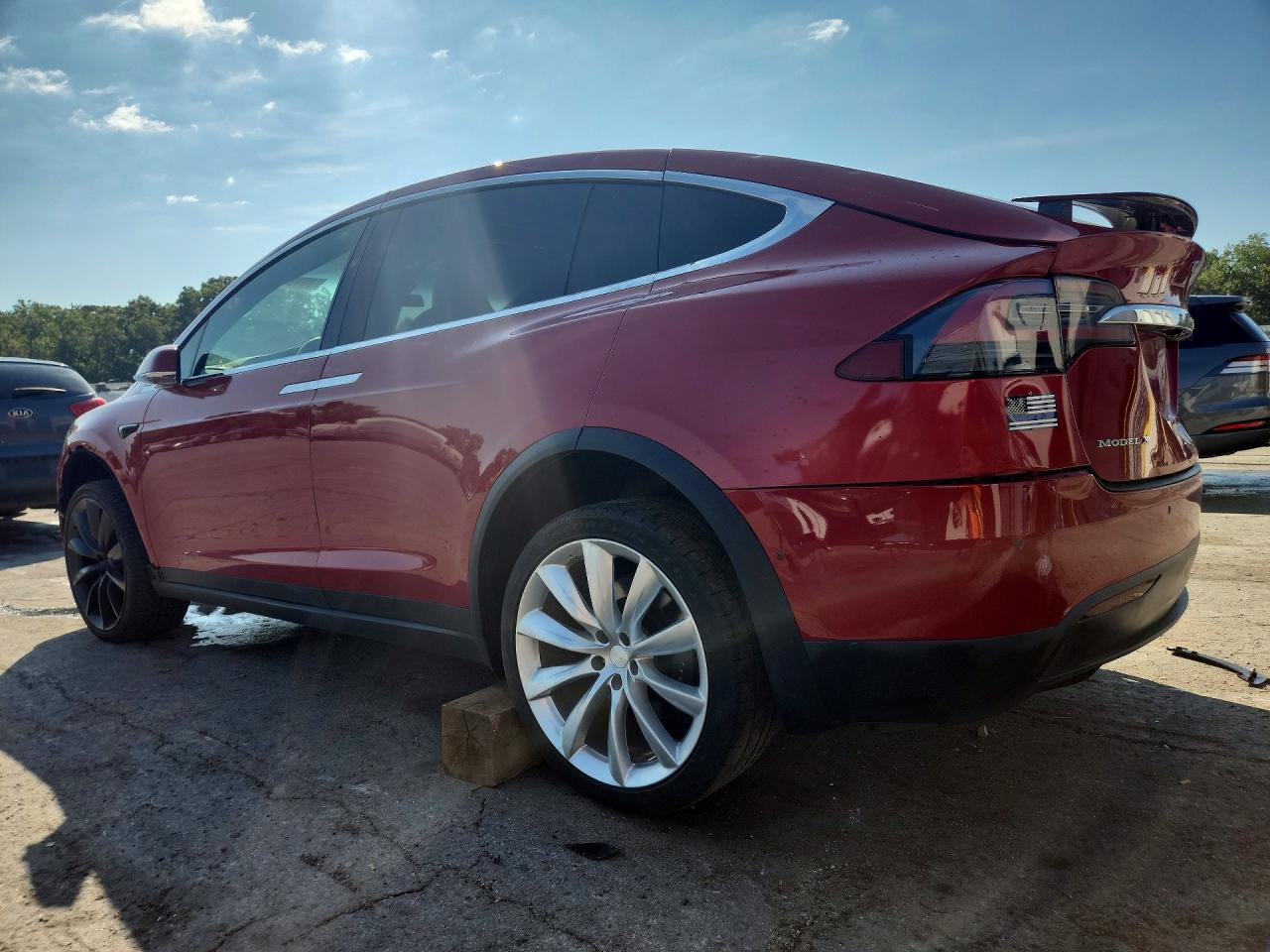 5YJXCAE26KF150527 · 2019 TESLA MODEL X · 2/11