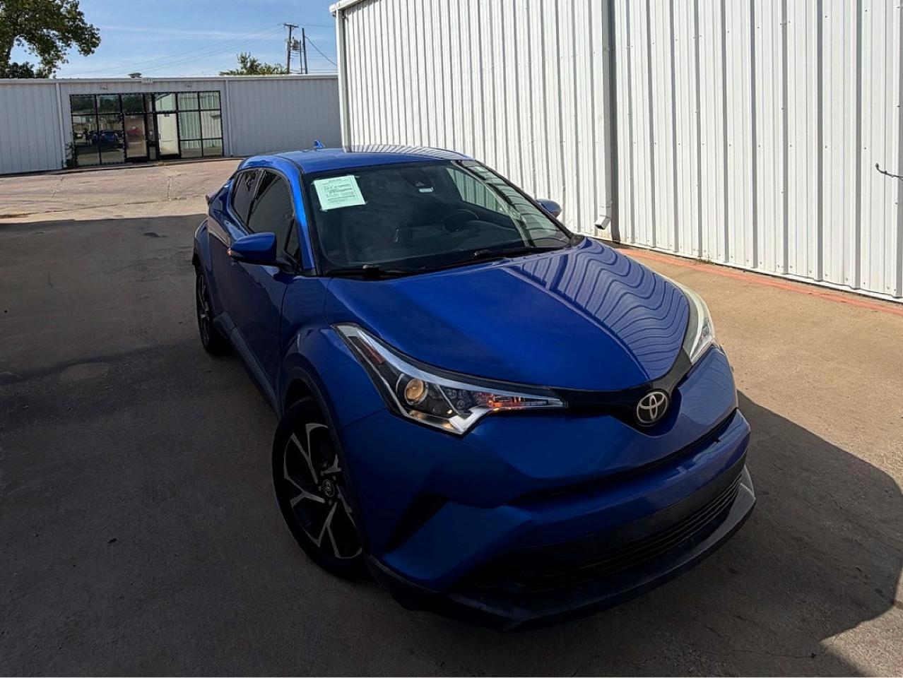NMTKHMBXXJR059895 · 2018 TOYOTA C-HR