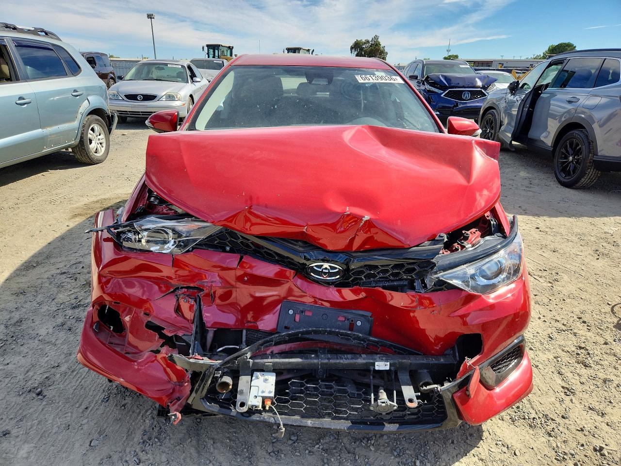 JTNKARJE9JJ565780 · 2018 TOYOTA COROLLA IM · 5/12