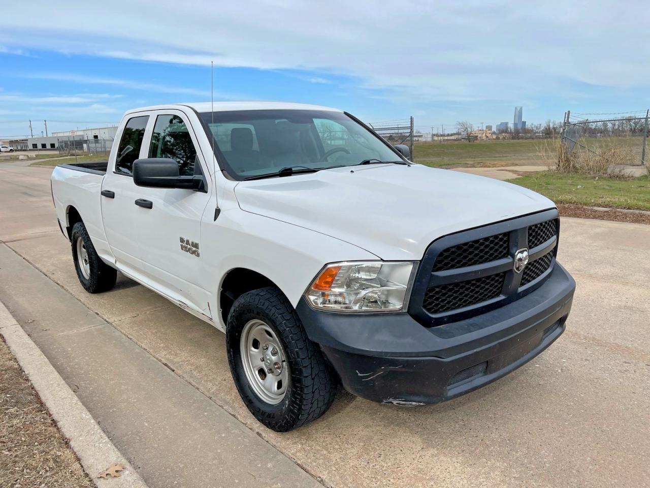 1C6RR7FG6JS274357 · 2018 RAM 1500
