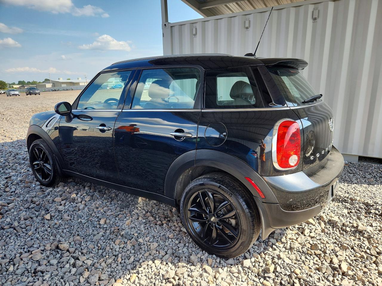 WMWZB3C5XGWM33551 · 2016 MINI COOPER · 2/13
