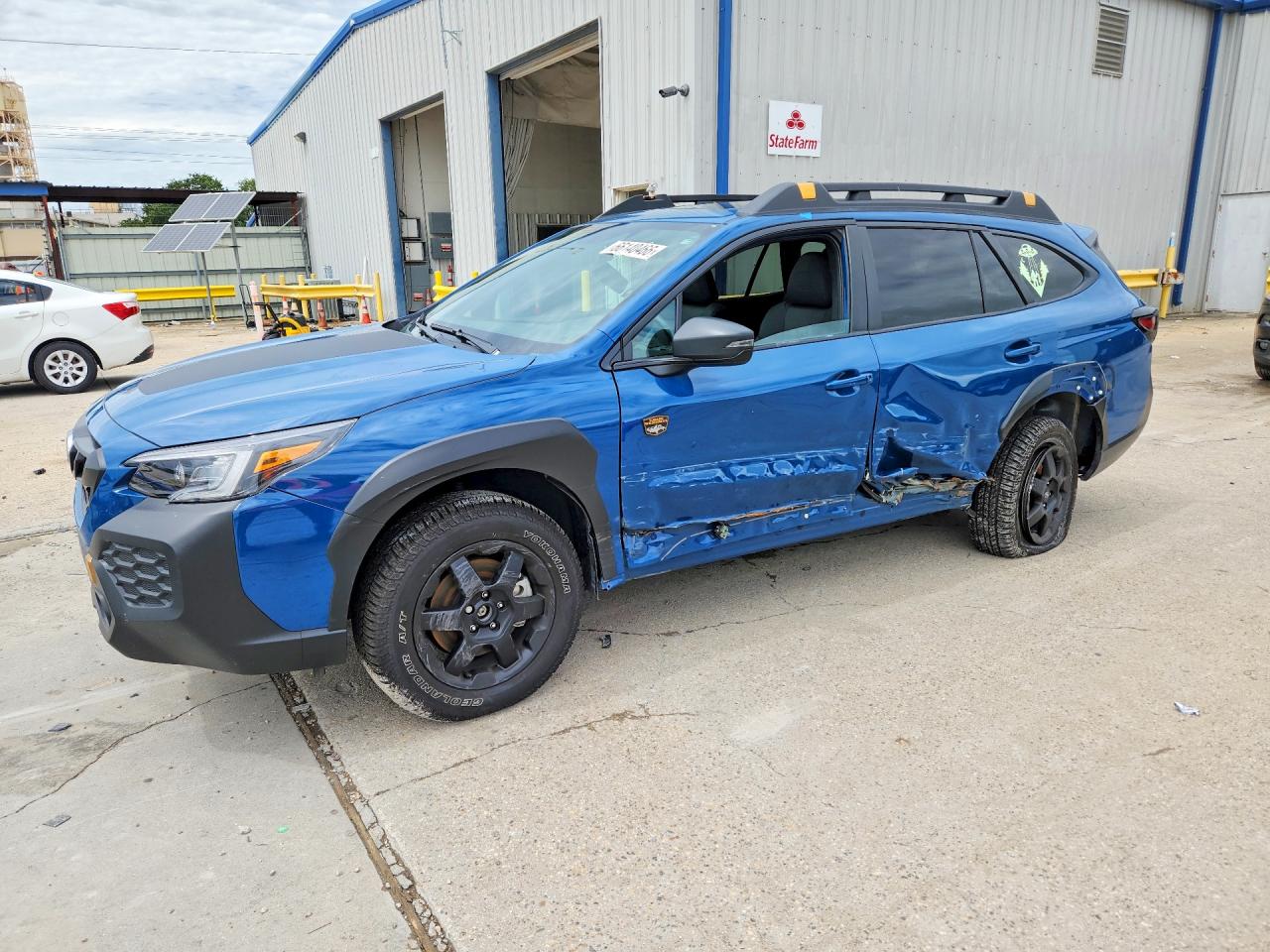 4S4BTGUD6S3136460 · 2025 SUBARU OUTBACK