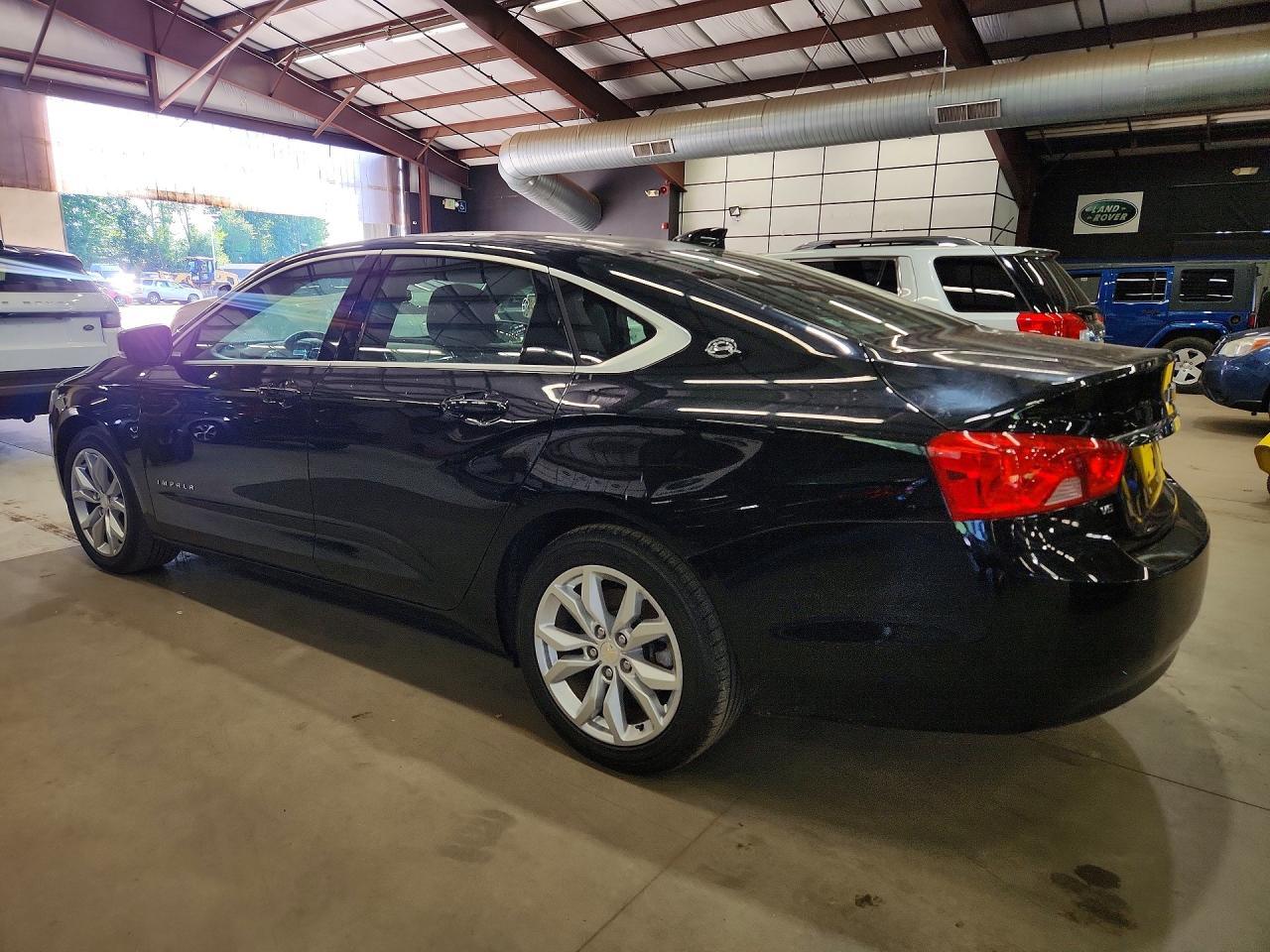 1G1105S38HU115175 · 2017 CHEVROLET IMPALA · 2/12
