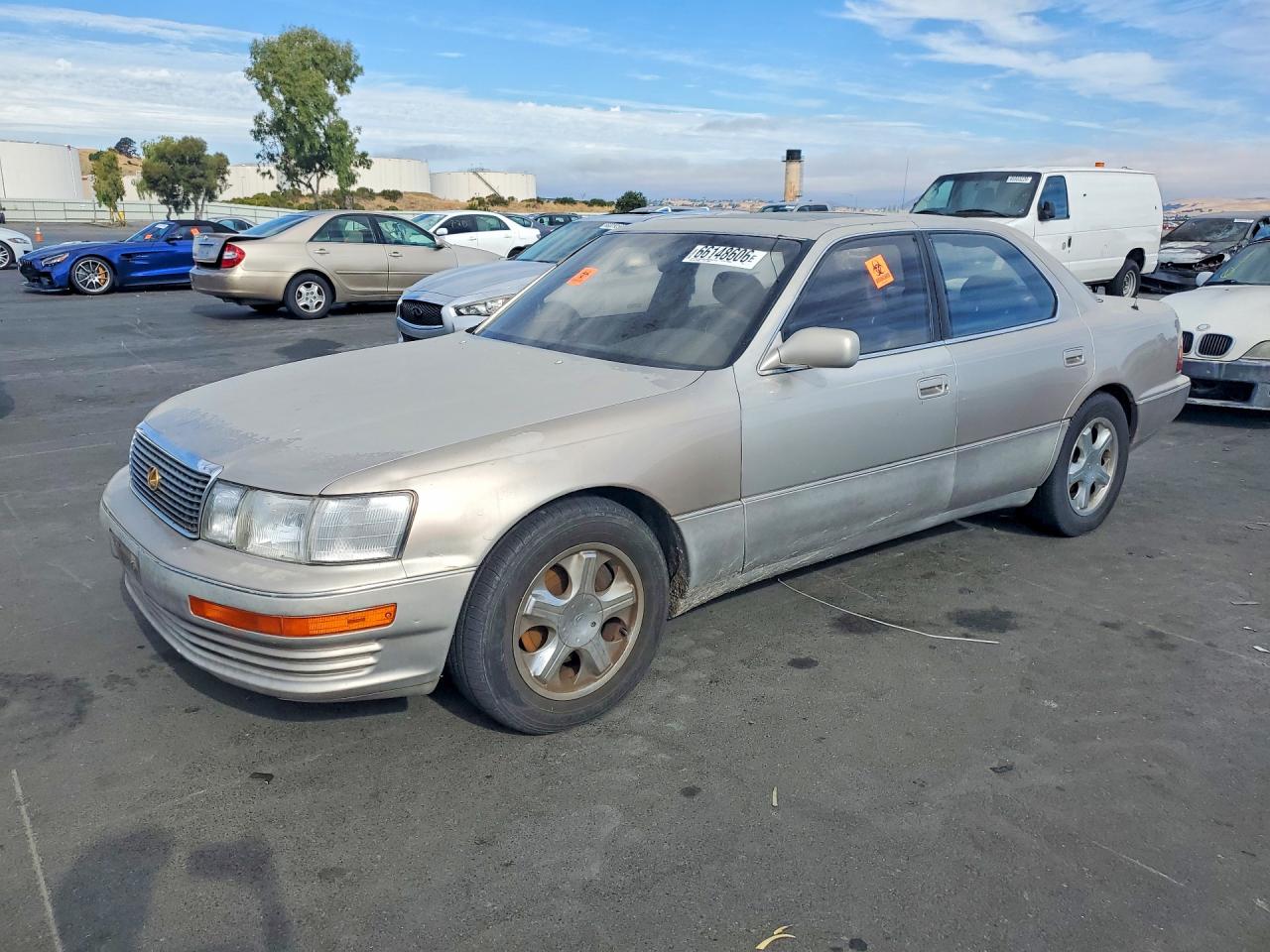 JT8UF11E3P0147549 · 1993 LEXUS LS 400