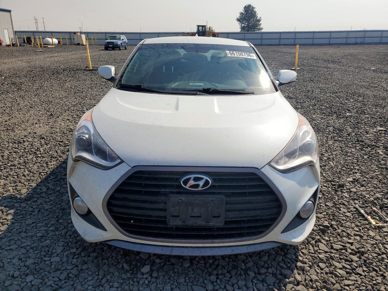KMHTC6AEXGU265671 · 2016 HYUNDAI VELOSTER · 5/12