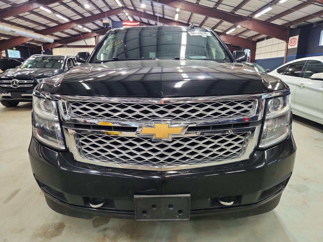 1GNSKHKC4KR150174 · 2019 CHEVROLET SUBURBAN · 5/13