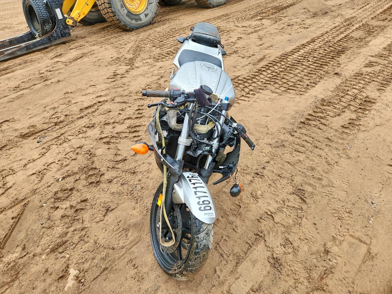 JYARJ06E03A001814 · 2003 YAMAHA YZFR6 · 2/10