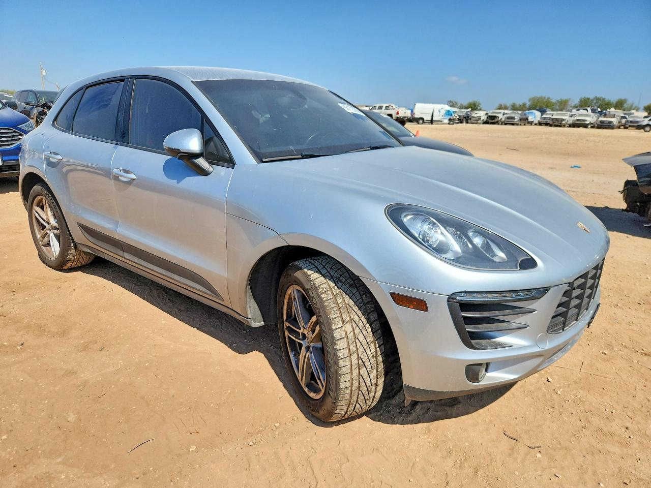 WP1AB2A56FLB41519 · 2015 PORSCHE MACAN · 4/13