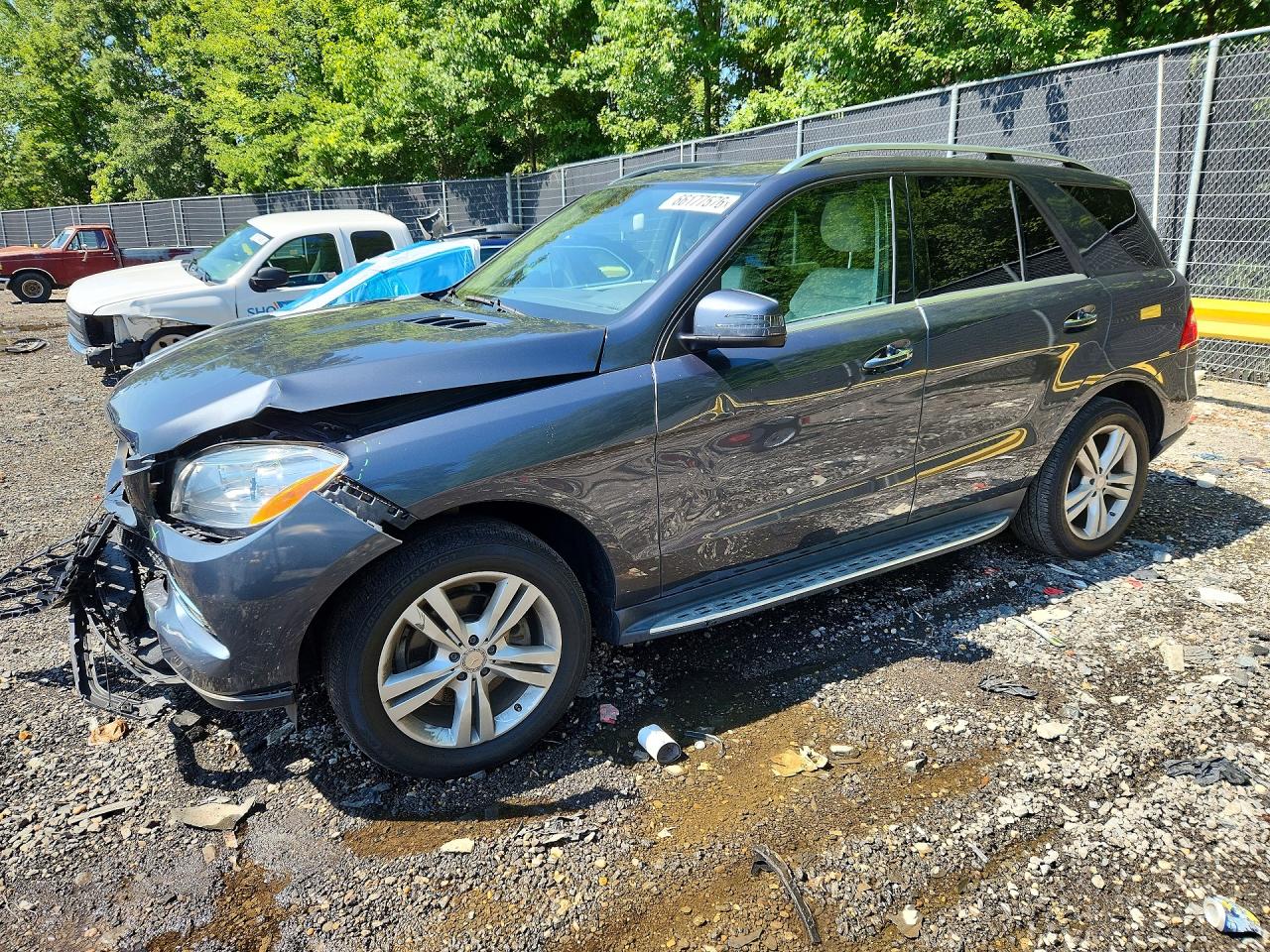 4JGDA5HB0FA562786 · 2015 MERCEDES-BENZ ML