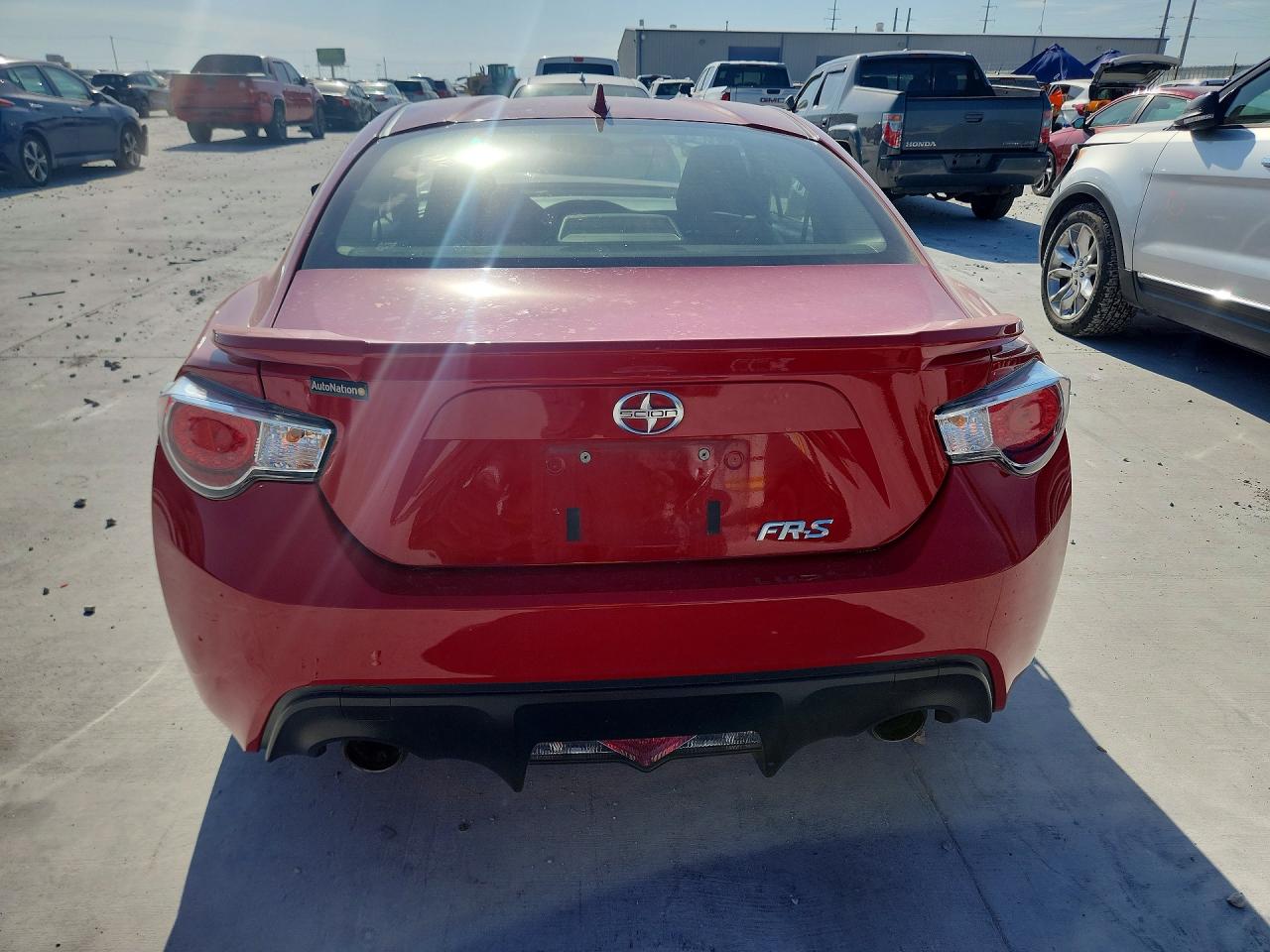 JF1ZNAA19F8702467 · 2015 SCION FR-S · 6/13