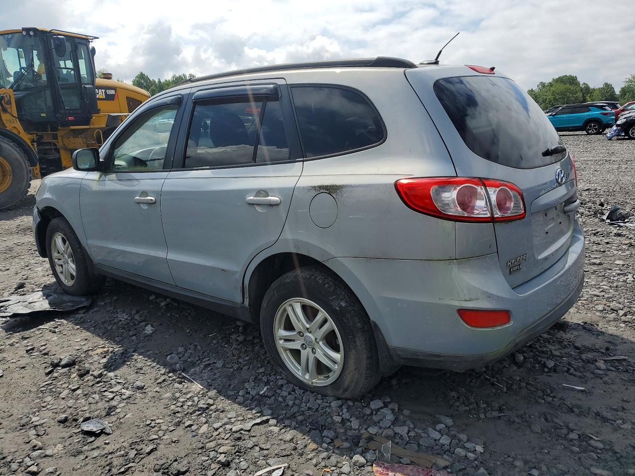 5NMSG3AB5AH385983 · 2010 HYUNDAI SANTA FE · 2/13