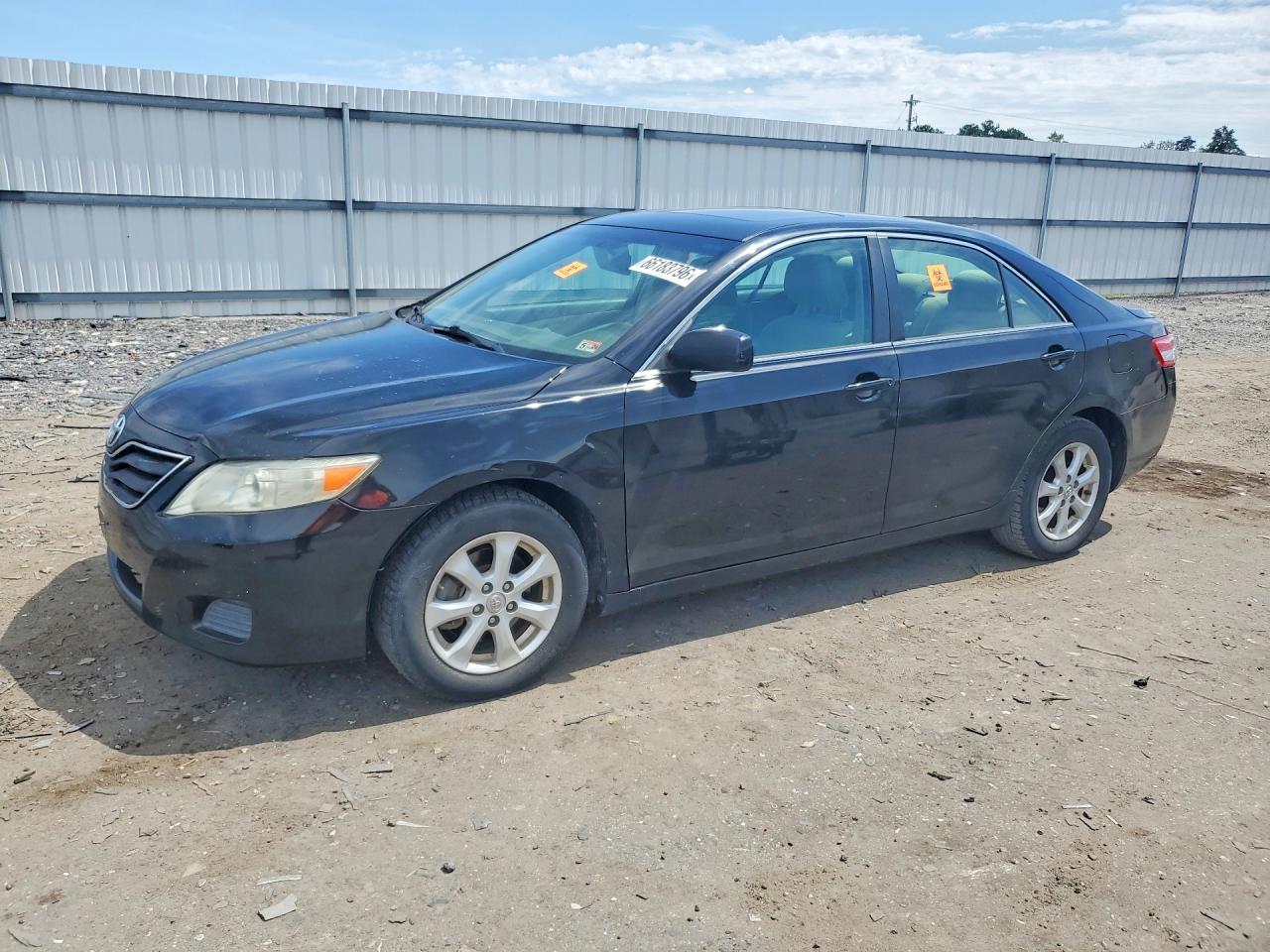 4T1BF3EK3BU197272 · 2011 TOYOTA CAMRY