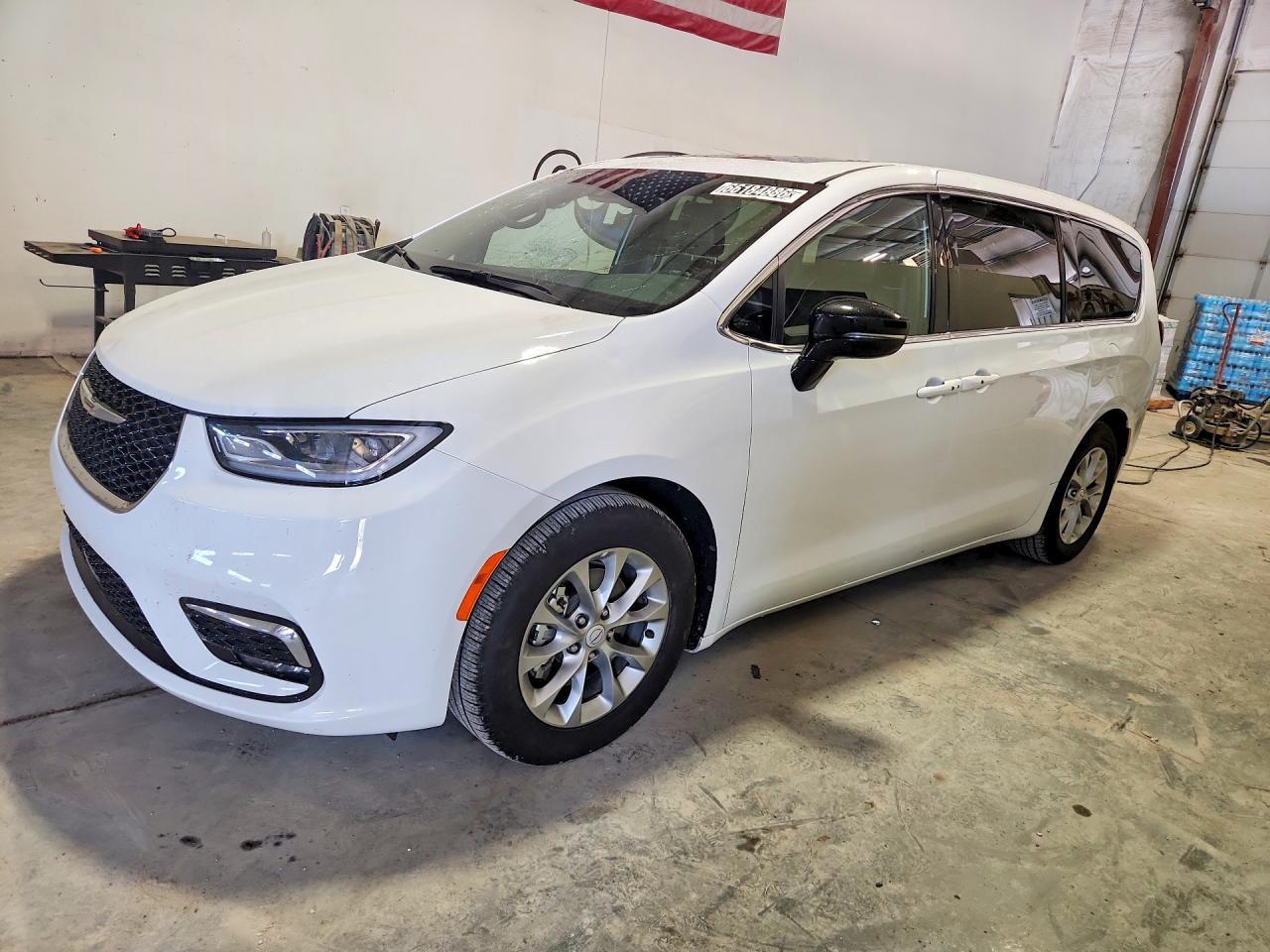 2C4RC1GG8TR216521 · 2026 CHRYSLER PACIFICA