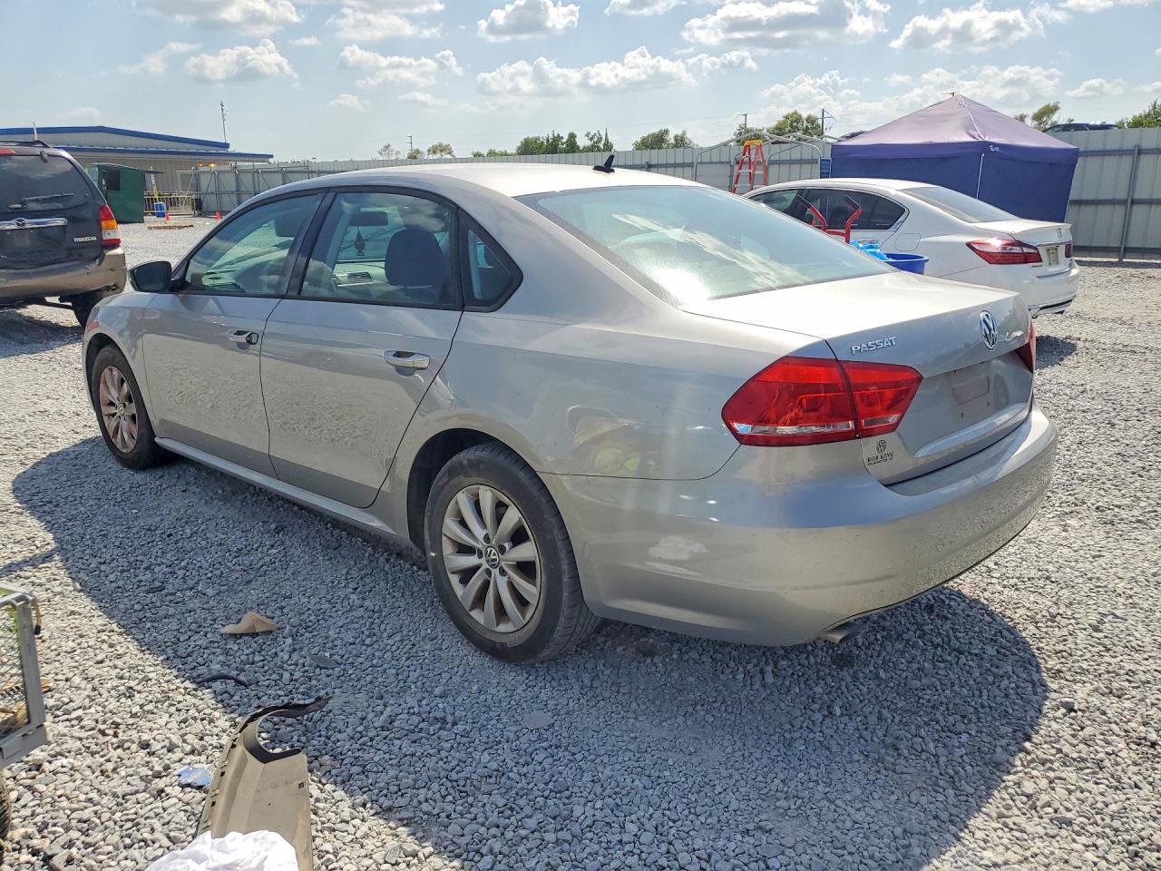1VWAP7A33DC009794 · 2013 VOLKSWAGEN PASSAT · 2/13