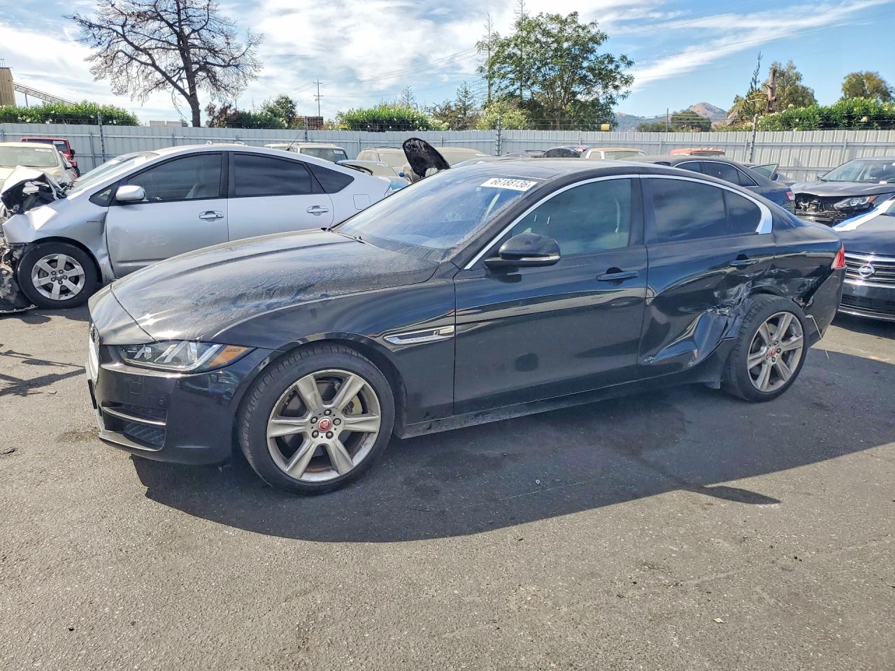 2017 JAGUAR XE