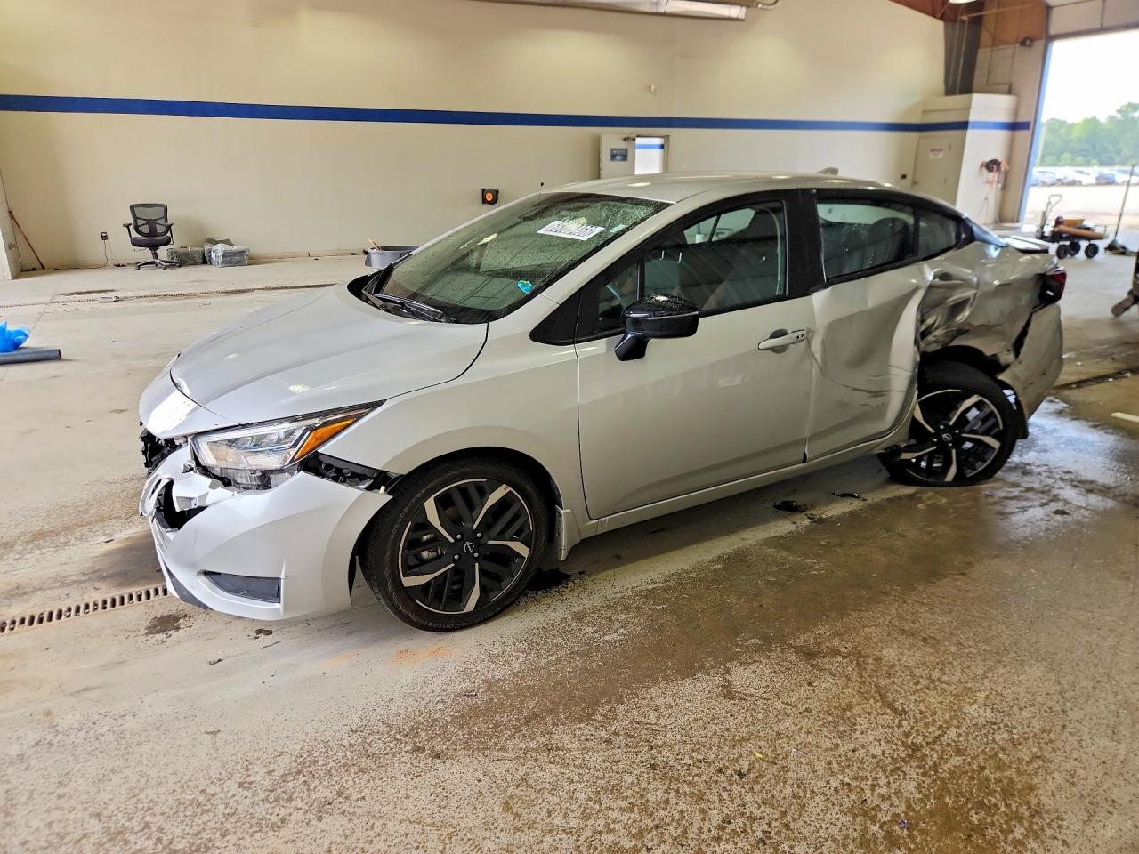 3N1CN8FV9SL845003 · 2025 NISSAN VERSA